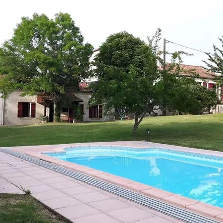 לינה וארוחת בוקר Chambres D'hotes Tissendie